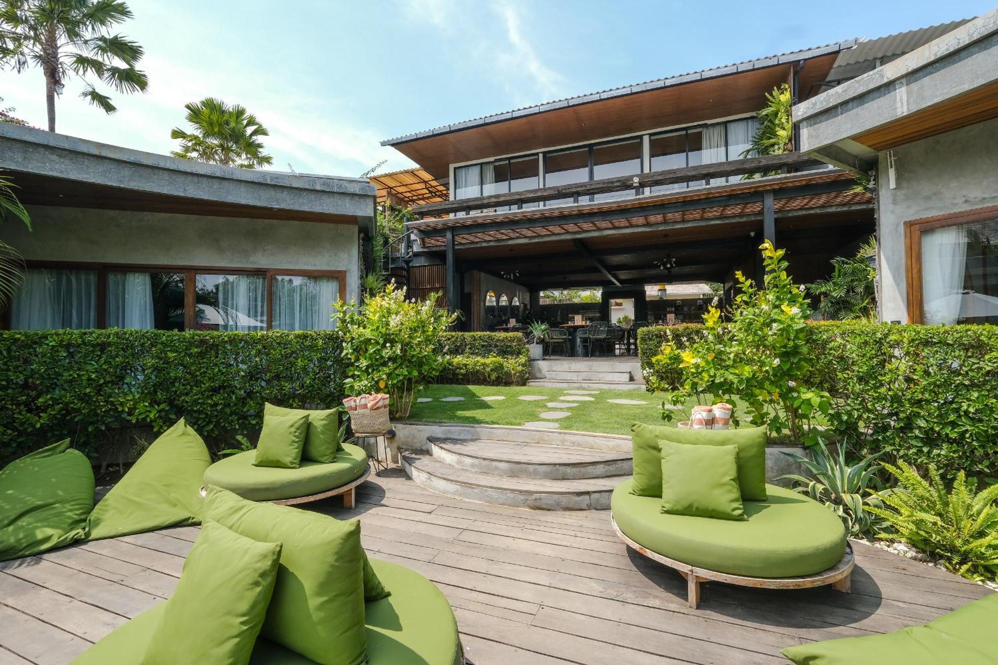 Hôtel The Elementum à Uluwatu Extérieur photo